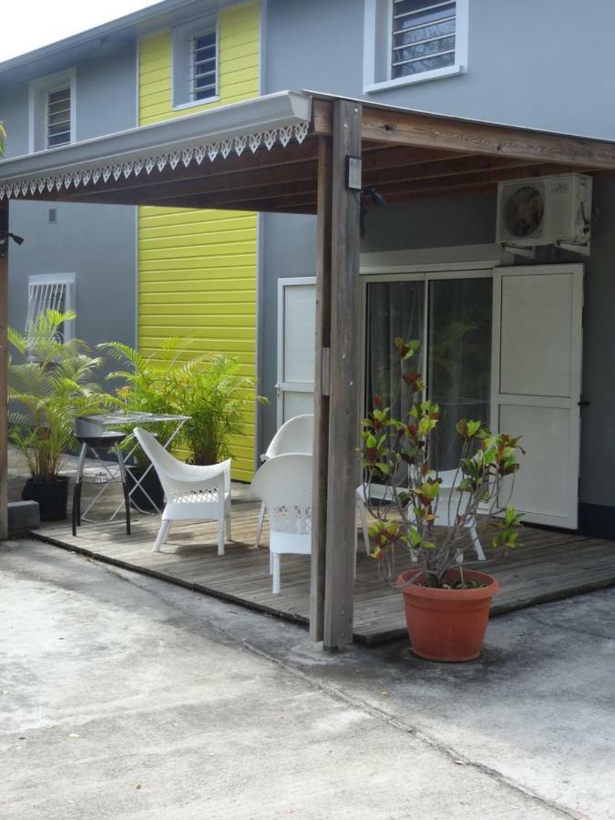 Residence Virginie Saint-Leu Extérieur photo